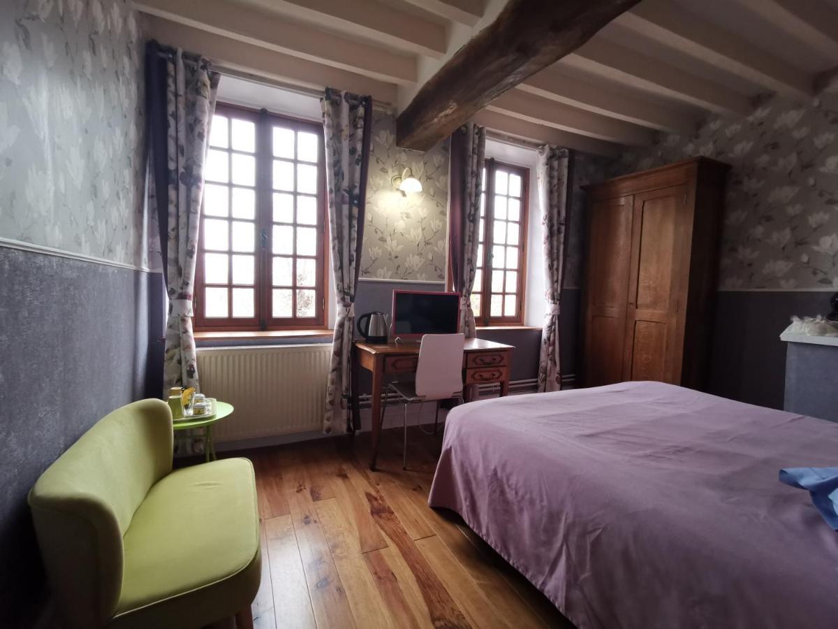 Le Coin Des Artistes Bed & Breakfast จีแวร์นี ภายนอก รูปภาพ