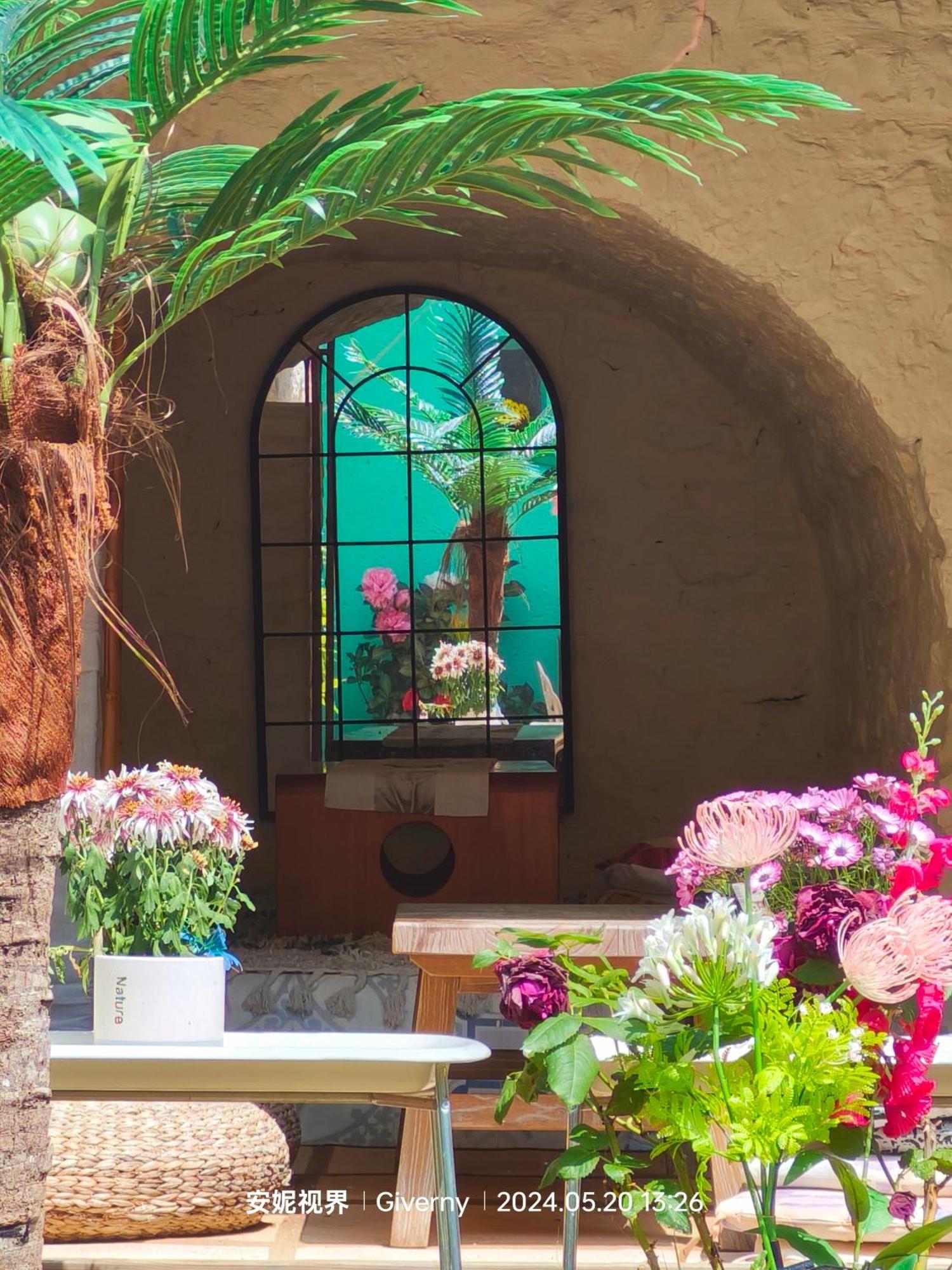 Le Coin Des Artistes Bed & Breakfast จีแวร์นี ภายนอก รูปภาพ
